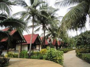 Lanta Summer House Bungalows Resort on Lanta Island Krabi Thailand