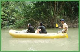 Ploenprai Rafthouse - Floating Bungalows Resort Chew Laan Lake Khao Sok Park Thailand